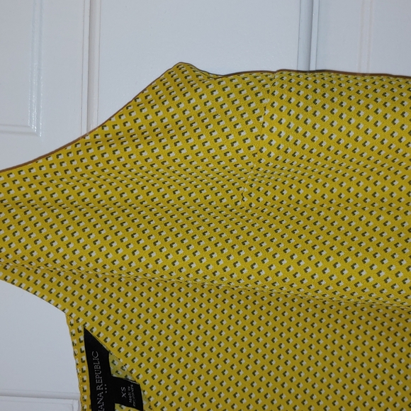Pretty Yellow Patterned Camisole by Banana Republic Women's size XS - Picture 11 of 11
